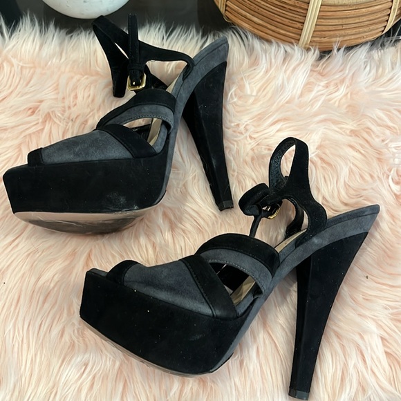 Prada Two Toned Suede Heels - Picture 5 of 7